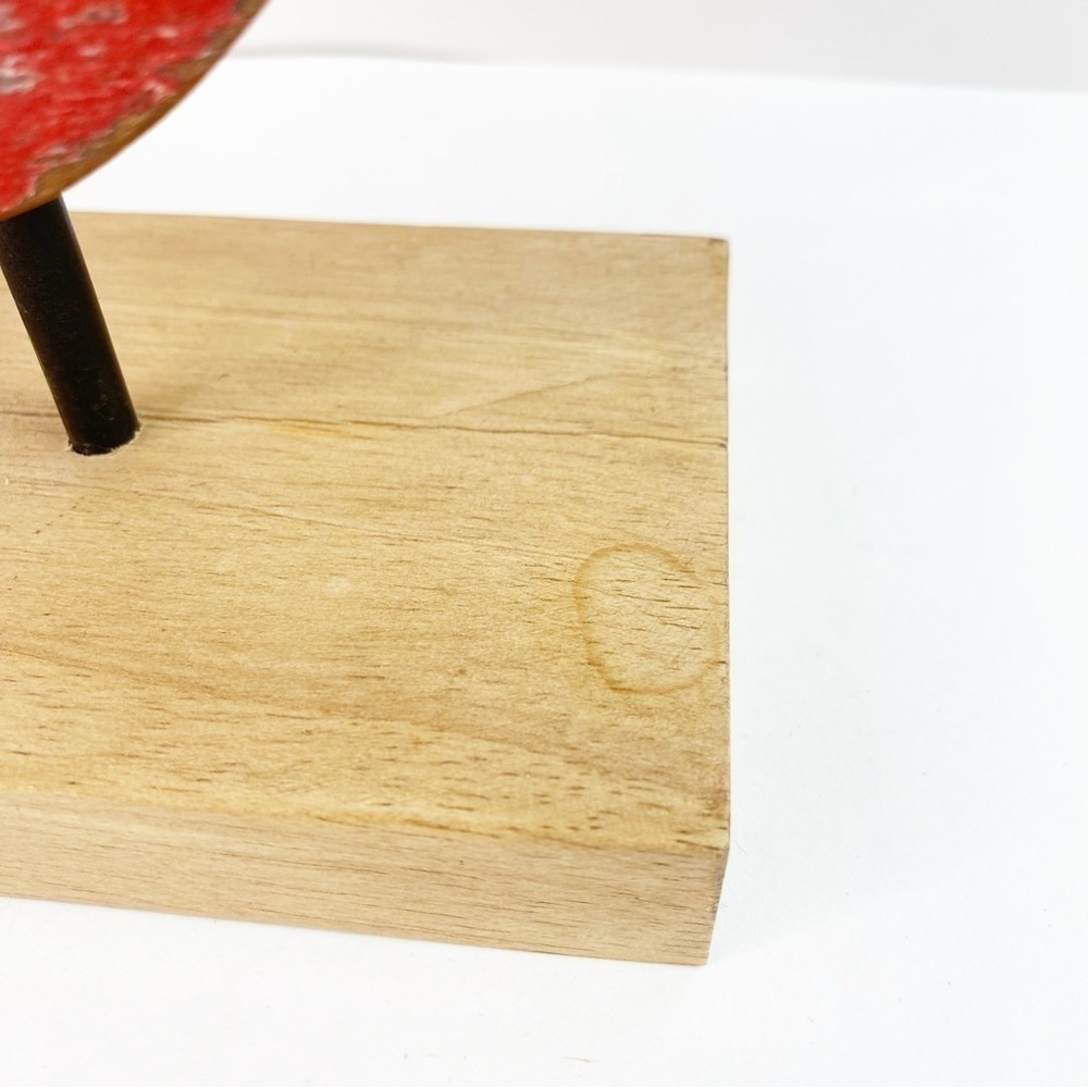 Painted Reclaimed Wood Heart On A Pedestal Figure Sculpture Farmhouse Coastal - Picture 12 of 12